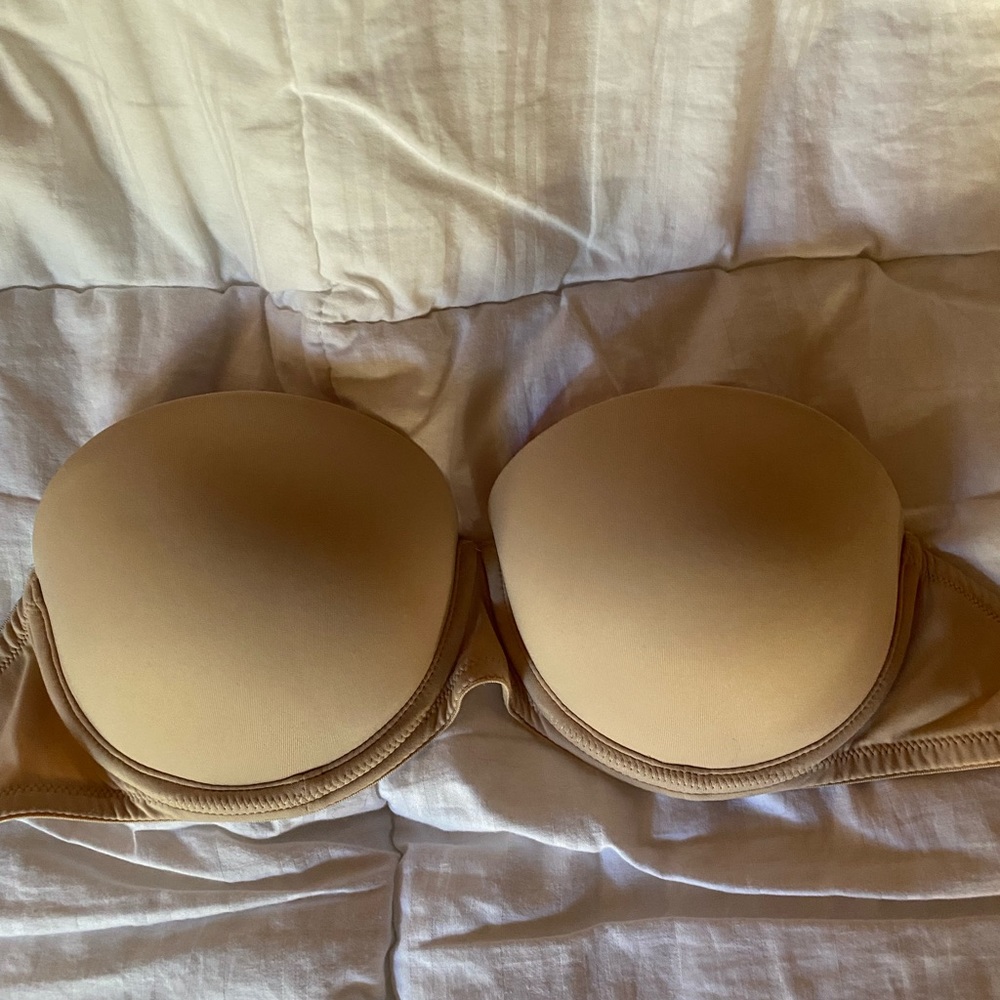 Victoria Secret / PINK 32C strapless nude bra. Lightly used.